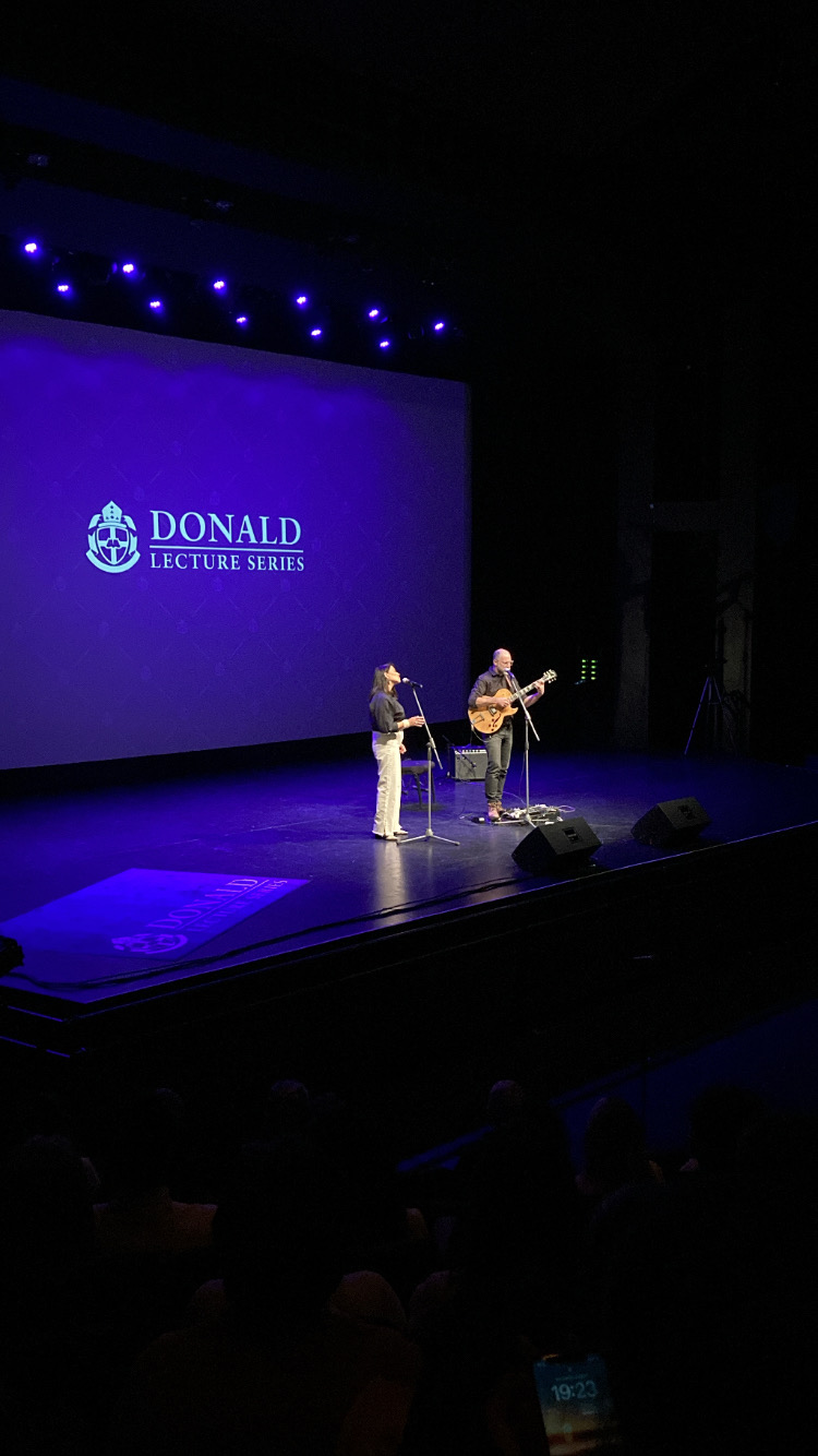 Elisapie shares music and stories at first Donald Lecture of&nbsp;2022