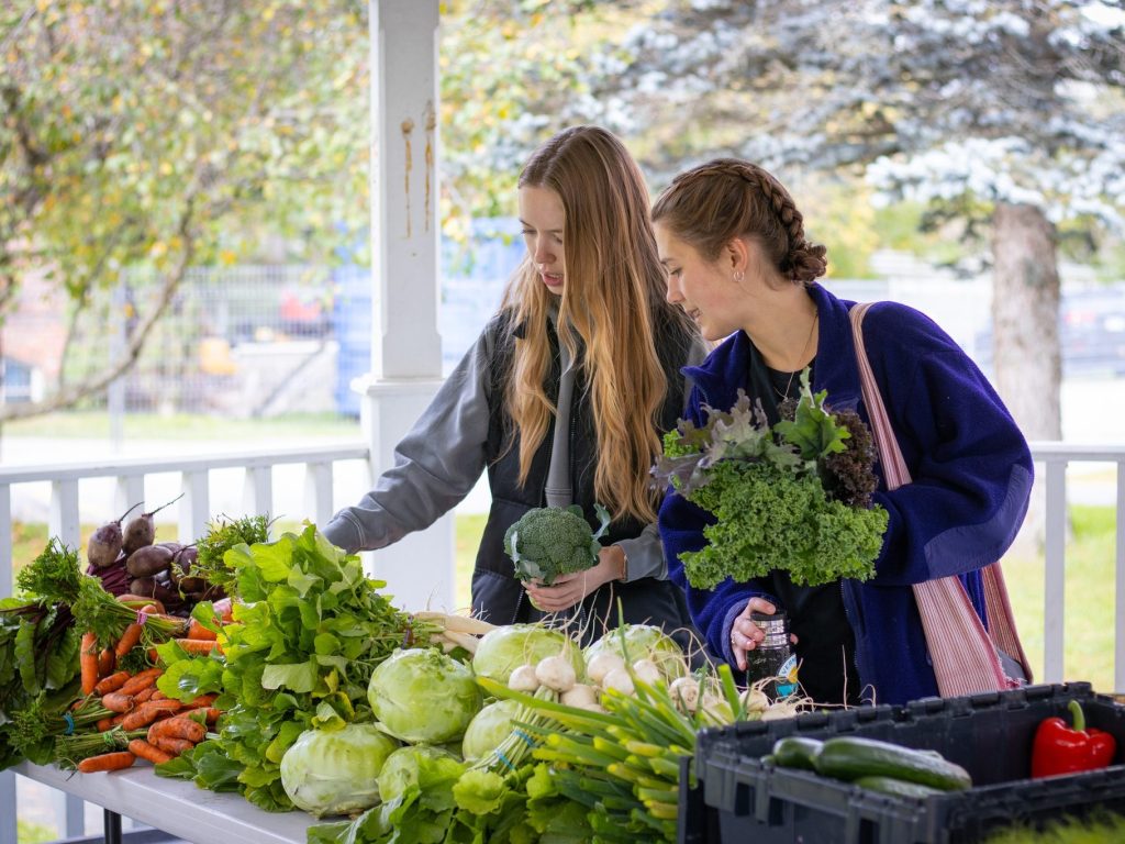 Community-supported agriculture carries on at Bishop’s, building a new food&nbsp;culture