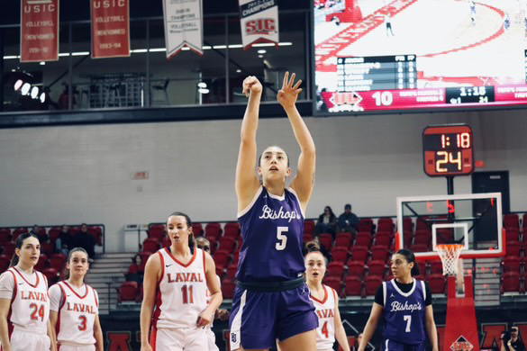 Bishop’s Women’s Basketball Stuns No. 2&nbsp;Laval